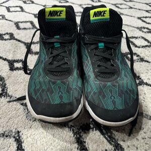 Nike Flex Experience RN5 men’s size 12 running shoe